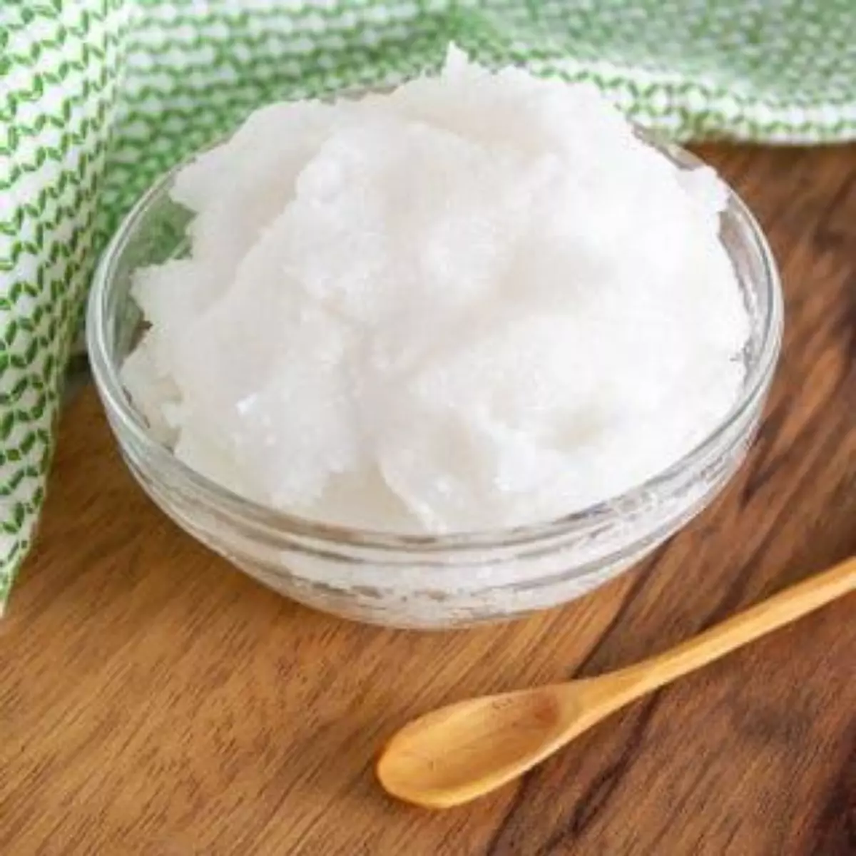 Cara Menggunakan Vaseline Agar Kulit Terlihat Lebih Cerah